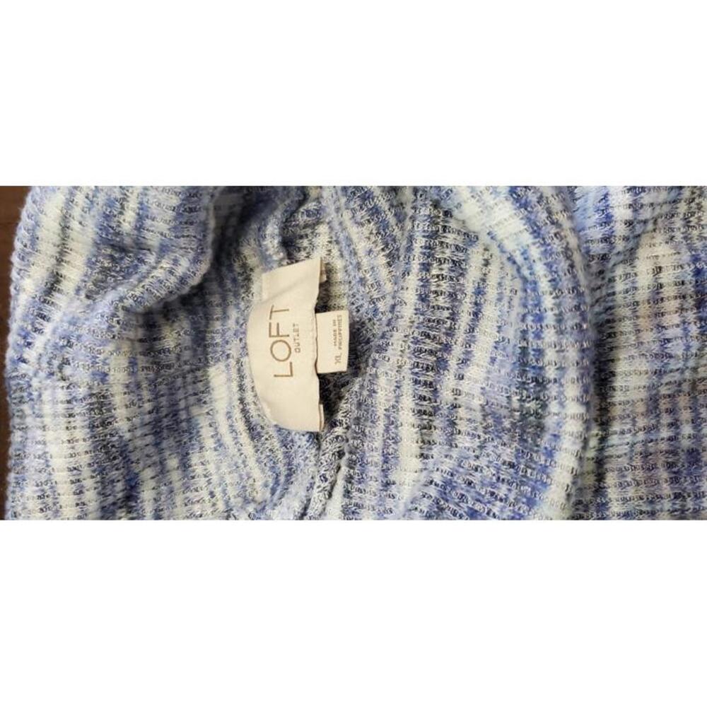 189 LOFT Outlet Women's Cozy Turtleneck Sweater - Picture 3 of 8